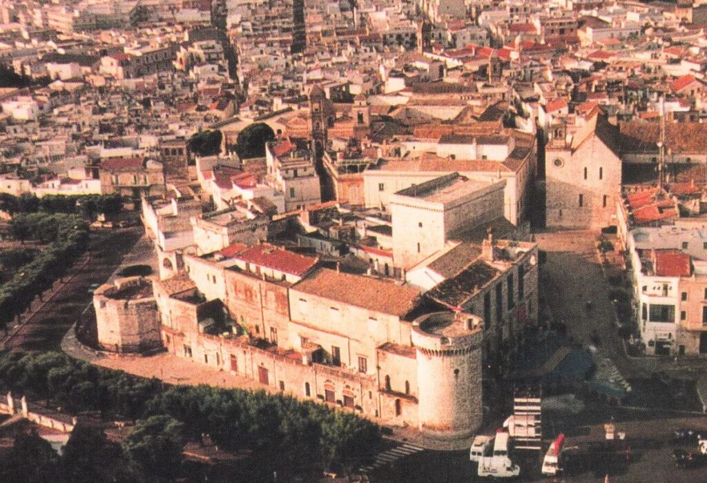 Tour culturale in Puglia tra borghi storici, monumenti e paesaggi autentici