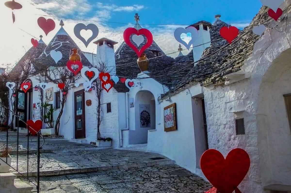 San Valentino in Puglia: i luoghi più romantici per una fuga d’amore